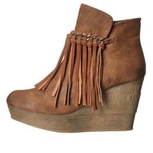 Fringe wedge booties